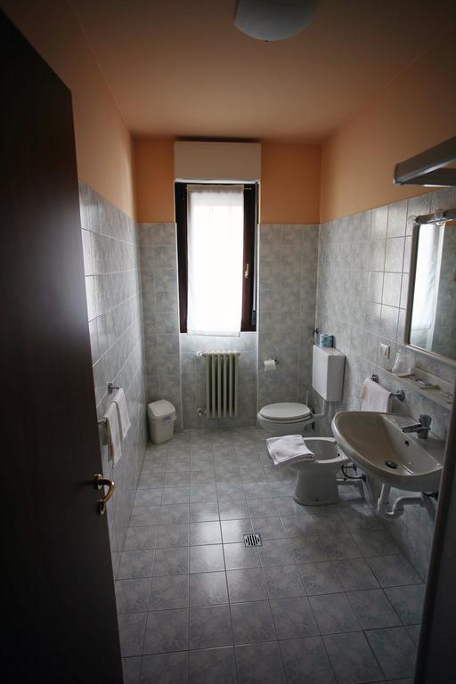 Hotel Del Boschetto Poggiridenti الغرفة الصورة